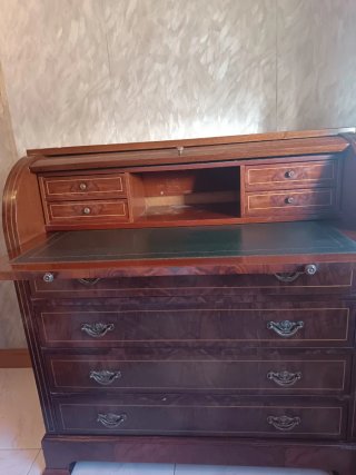 Lote Muebles Antiguos Madera y Tela