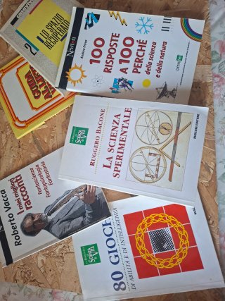 Lotto 11 libri vari