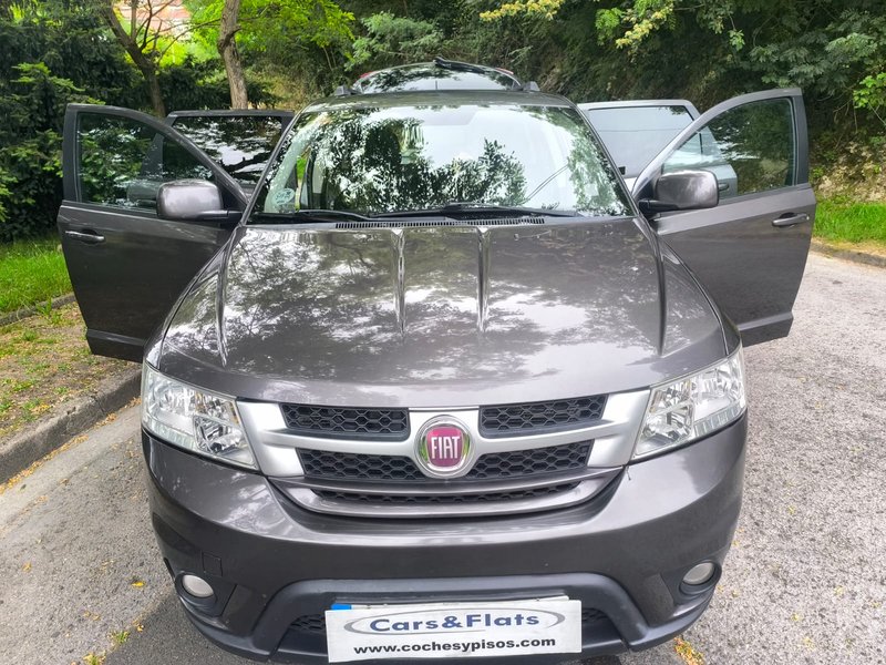 Fiat Freemont 2013, foto 2