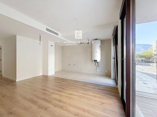 Piso en venta en Puerto - Plaza de Toros en Estepona