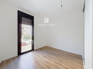 Piso en venta en Puerto - Plaza de Toros en Estepona