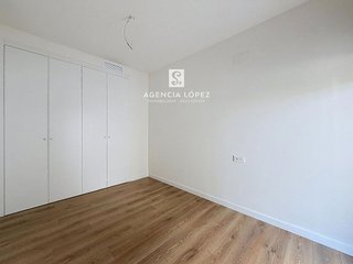 Piso en venta en Puerto - Plaza de Toros en Estepona