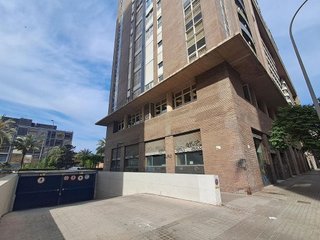 Garaje en venta en Ciutat Jardí en Valencia