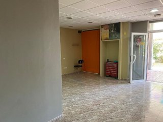 Local comercial en venta en Martorell