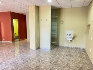 Local comercial en venta en Martorell