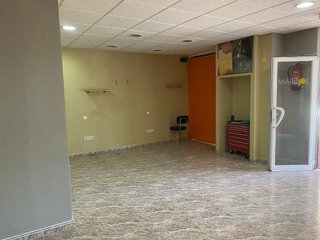 Local comercial en venta en Martorell
