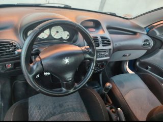 Peugeot 206 2002