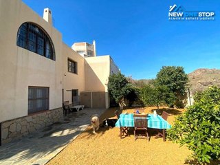 Chalet en venta en Urb. El Palmeral en Mojácar