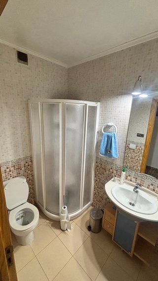 PISO AMUEBLADO