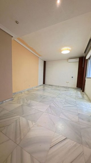 Oficina en alquiler en Zona Centro en Córdoba