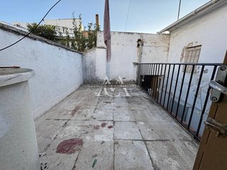 Casa en venta en El Carmen - La Barrera en Lucena