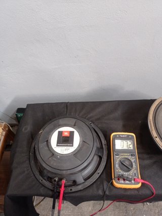 Altavoz JBL 2202H, (12")