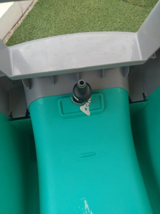 Tobogan infanfil acuatico