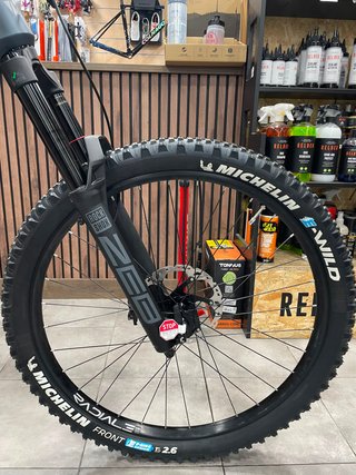 Bicicleta Eléctrica Whistle AXR C8.6 T-M