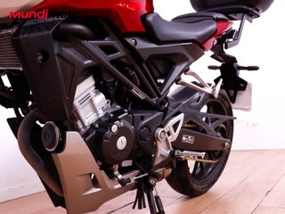 HONDA CB 125 R