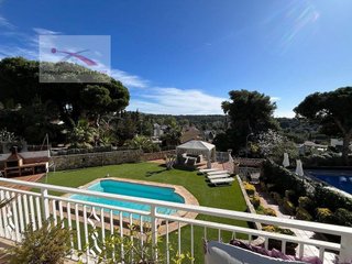 Chalet en venta en Roca Grossa - Serra Brava en Lloret de Mar