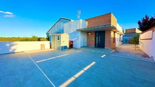Casa en alquiler en Argés