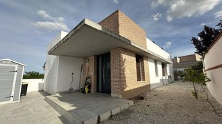 Casa en alquiler en Argés