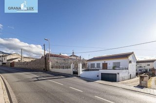 Chalet en venta en Barrio de la Vega en Monachil