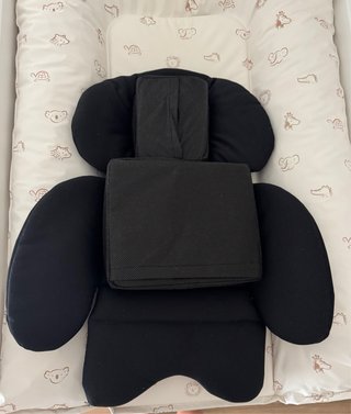 Reductor Silla Coche Cybex Girona Gi color negro