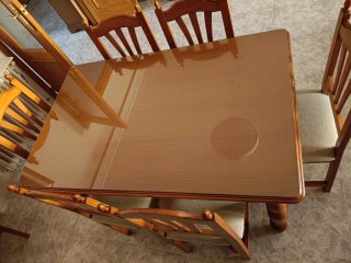 Mesa comedor de madera con 6 sillas
