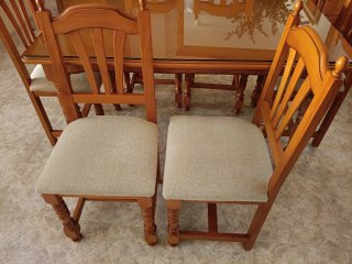 Mesa comedor de madera con 6 sillas