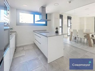 Piso en alquiler en Ensanche - Diputación en Alicante