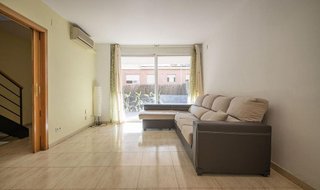 Casa adosada en venta en Ca n'Oriol en Rubí