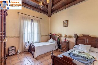 Chalet en venta en La Zubia en Zubia (La)