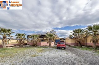 Chalet en venta en La Zubia en Zubia (La)