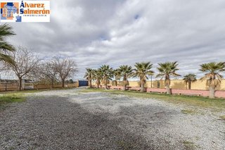 Chalet en venta en La Zubia en Zubia (La)
