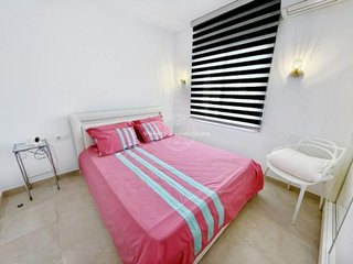 Piso en venta en Salatar en Roses