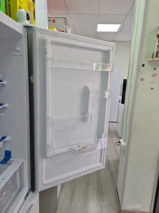 benavent cbmew18560 frigorífico combi no frost 322