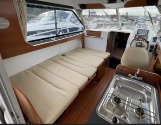 Embarcacion Beneteau Antares 8