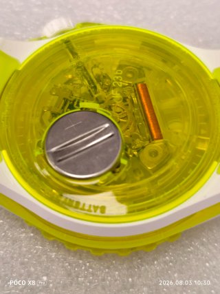 Swatch SSCU09J100 Egg Yolk en garantía 17-07-26