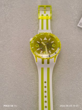 Swatch SSCU09J100 Egg Yolk en garantía 17-07-26