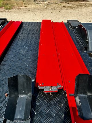 Remolque para motos - Negro y Rojo