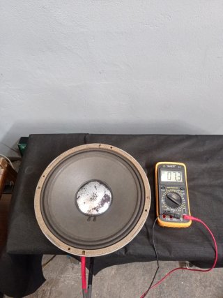 Altavoz JBL 2202H 8 Ohms 12 Pulgadas