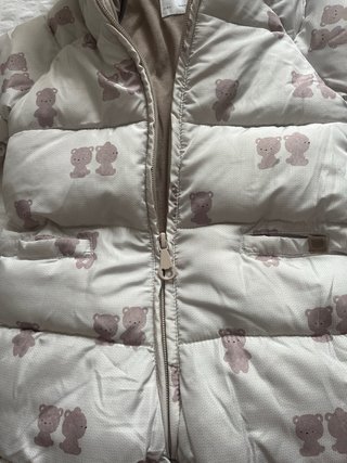 Buzo de bebé con estampado de ositos