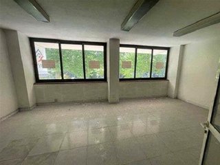 Local comercial en alquiler en Cuatro Caminos en Santander