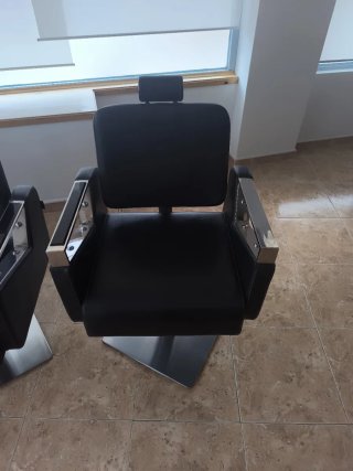2 Sillones de Peluquería Negros