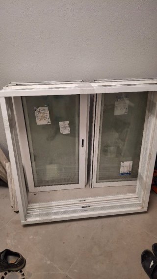 3 Ventanas de aluminio  120€ todas wurth,dewalt