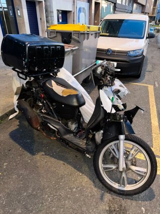 Peugeot Tweet 2005 siniestrada