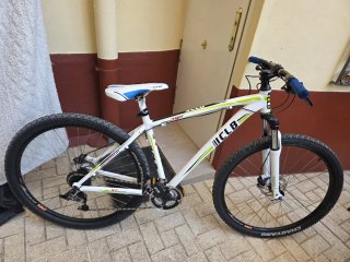 Bicicleta de Montaña CLB Comp 29er nueva a estrena