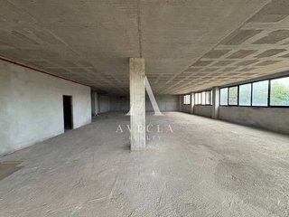 Nave industrial en alquiler en Centre en Cornellà de Llobregat