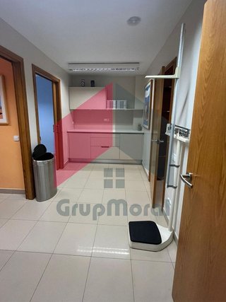 Oficina en alquiler en Centre en Reus