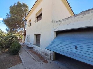 Chalet en venta en Alcañiz