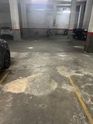 Garaje en venta en Montigalà -Sant Crist en Badalona