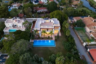 Chalet en alquiler en Lomas de Marbella Club en Marbella