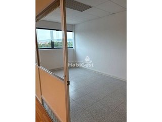 Oficina en alquiler en Mas Xirgu en Girona